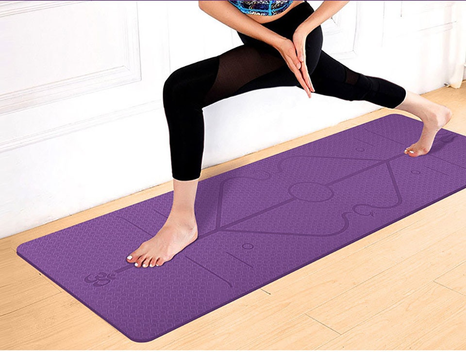 Non-Slip Yoga Mats with Position Lines